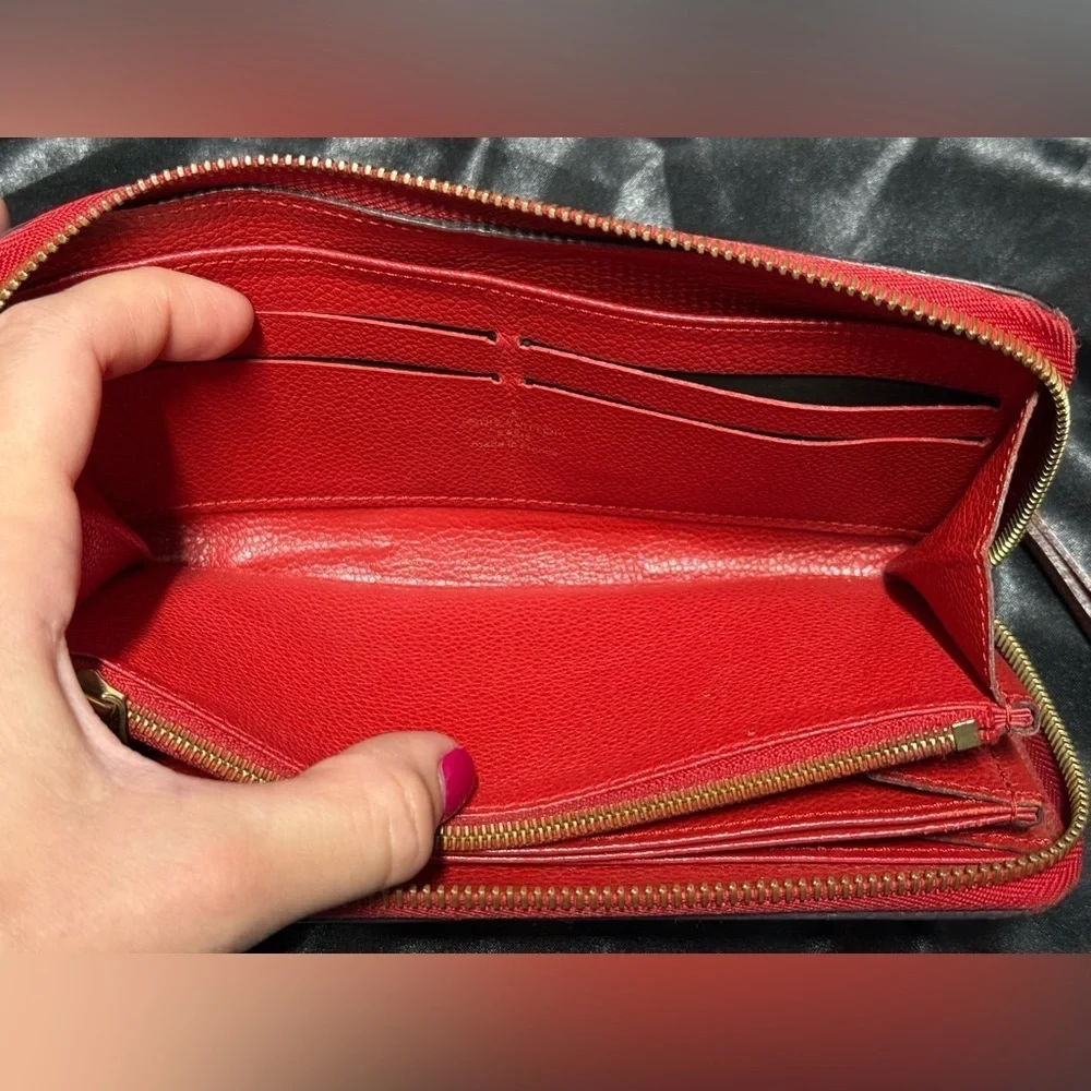Louis Vuitton red Empreinte monogram zippy wallet